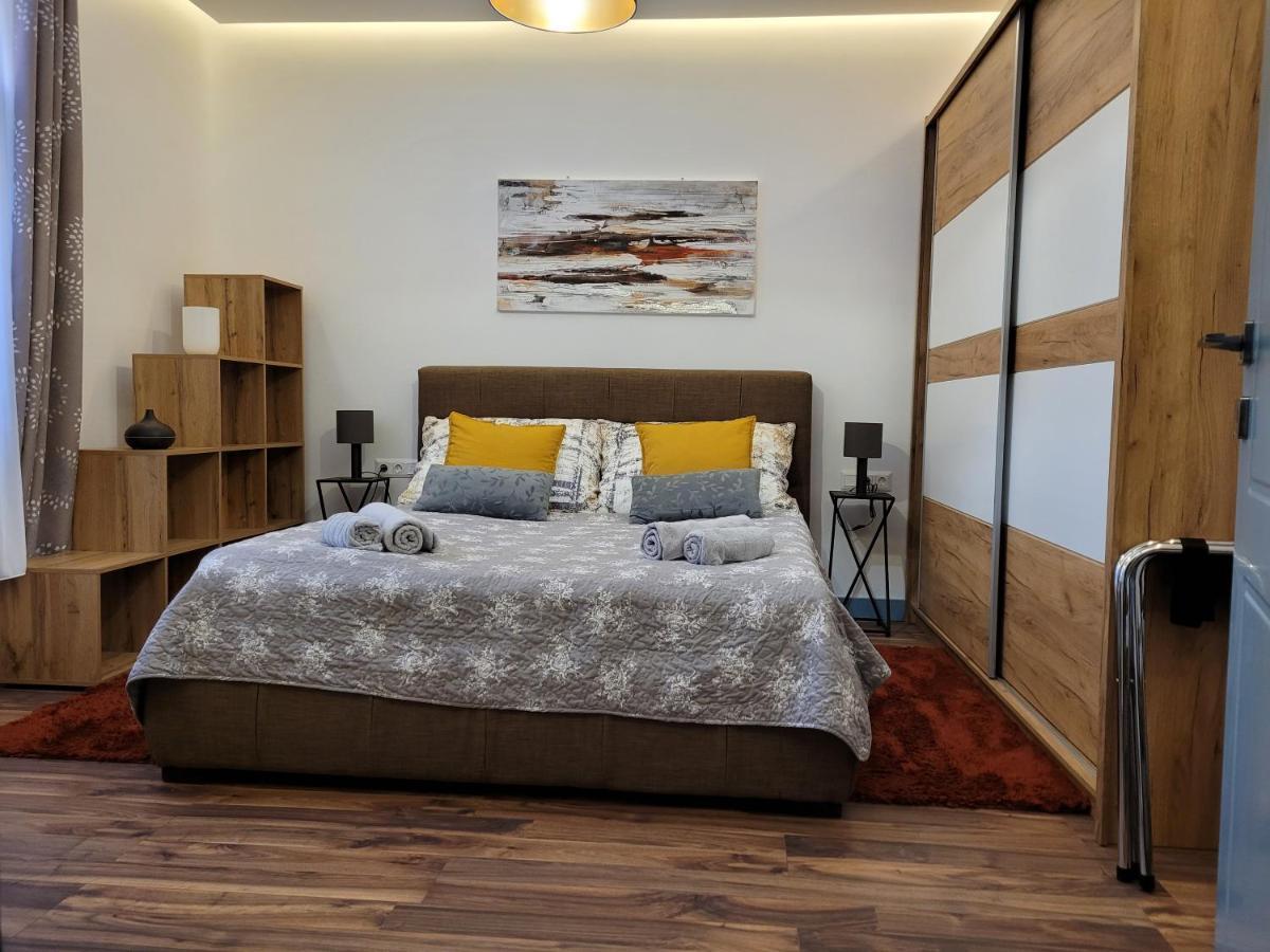 Jegmadar Apartman Debreczyn Zewnętrze zdjęcie