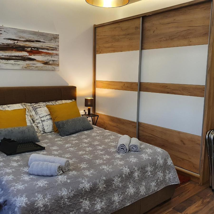 Jegmadar Apartman Debreczyn Zewnętrze zdjęcie